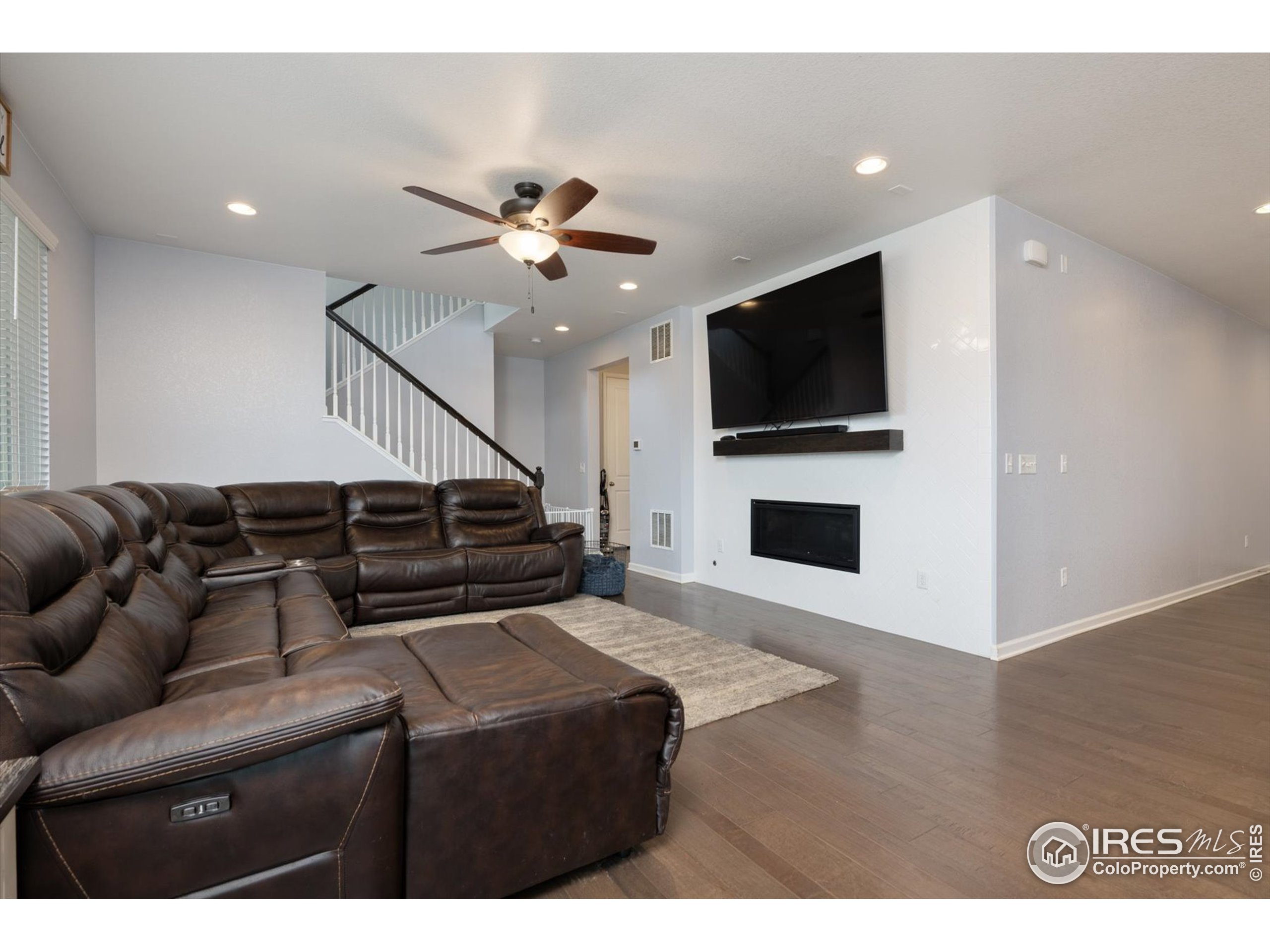 4576 Prairie River Court Firestone, CO 80504 - Photo 8 of 35