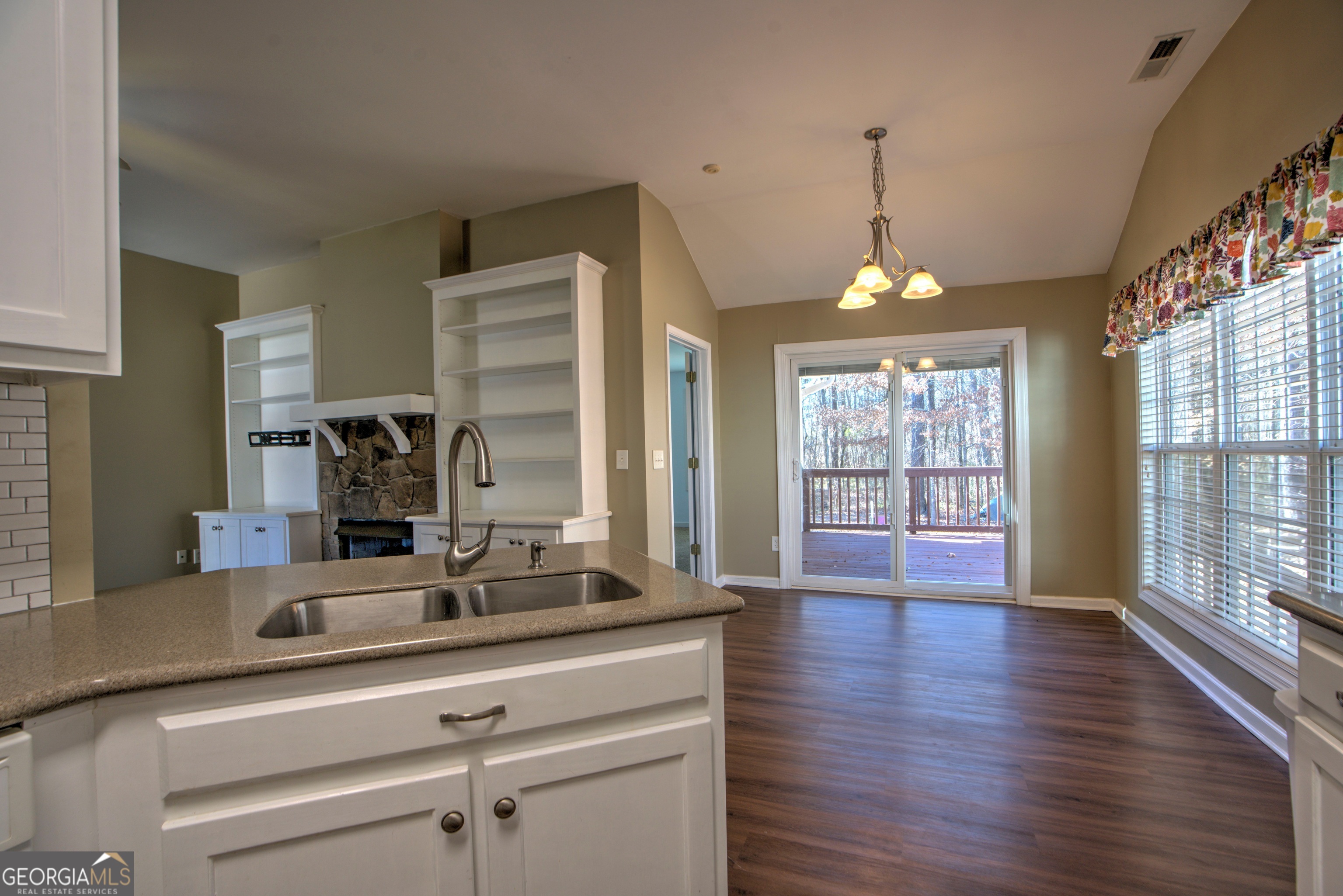 27 Treehouse Trail Northeast Rome, GA 30165 - Photo 6 of 24