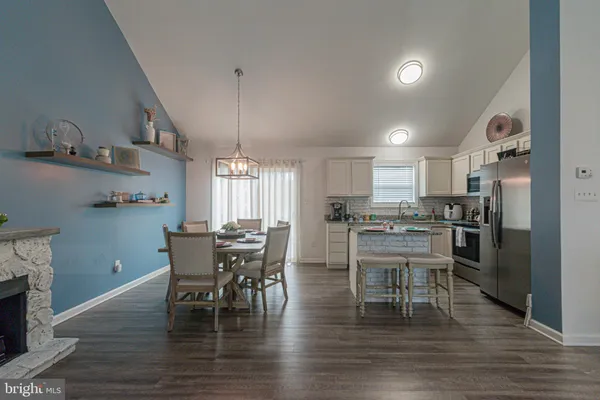 $350,000 | 285 Wren Street North, Martinsburg, WV 25405