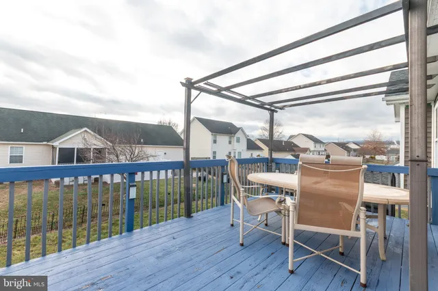 $360,000 | 285 Wren Street North, Martinsburg, WV 25405