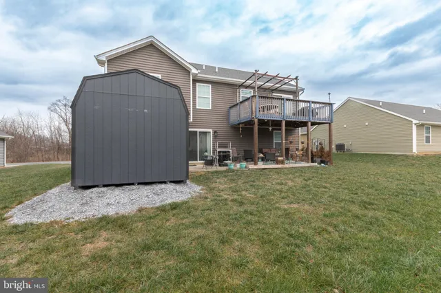 $360,000 | 285 Wren Street North, Martinsburg, WV 25405