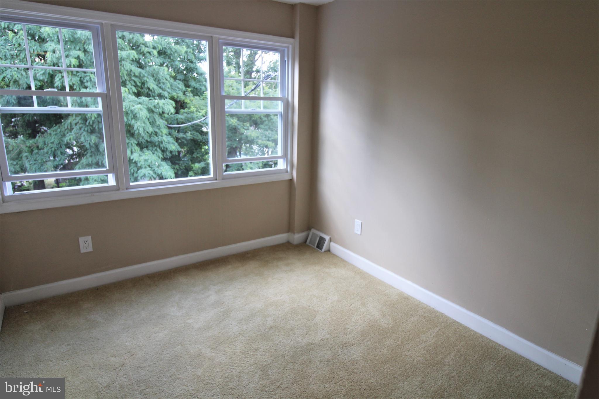 12132 Sweet Briar Road Philadelphia, PA 19154 - Photo 22 of 30 Gallery Image 22