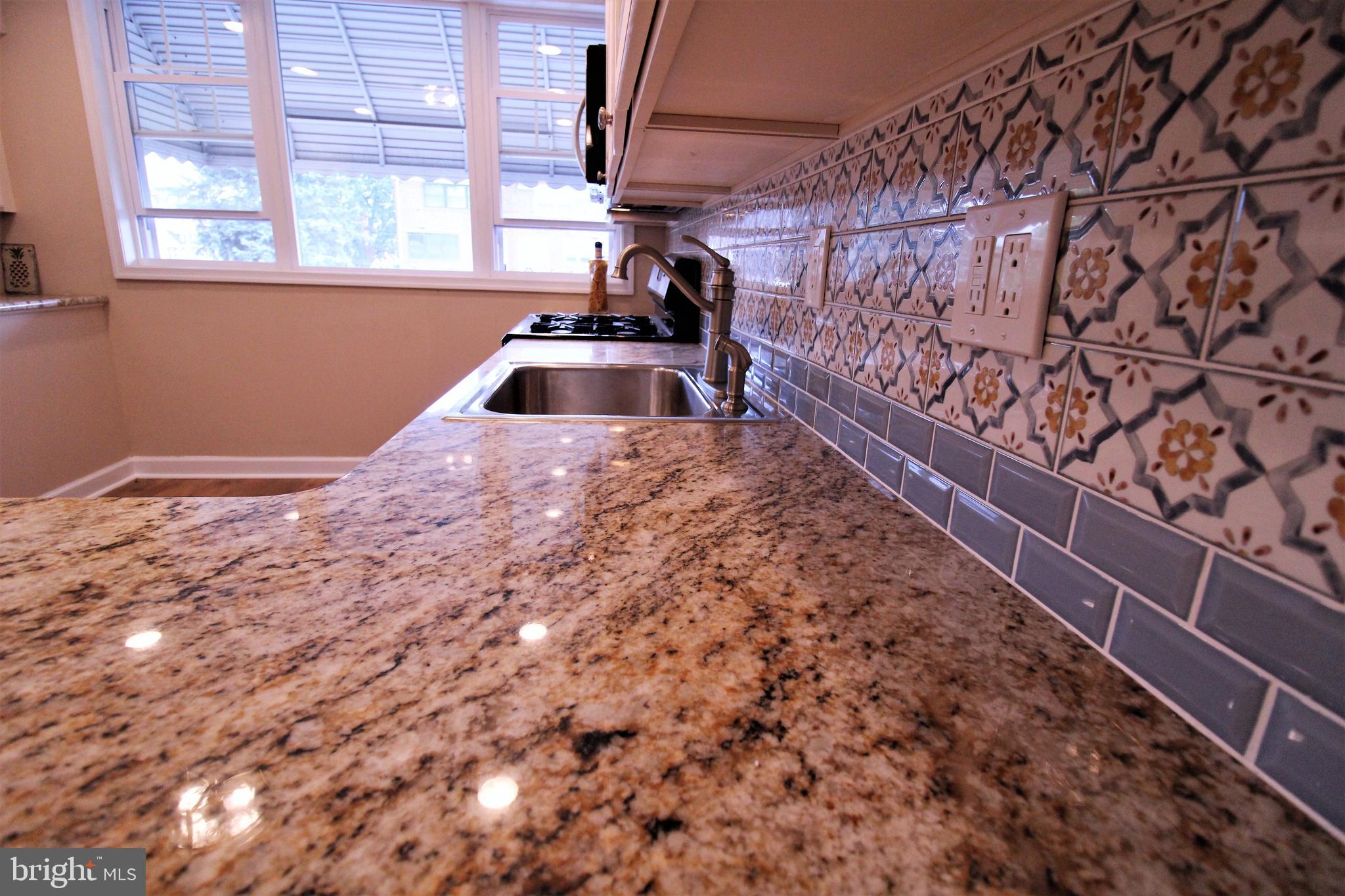12132 Sweet Briar Road Philadelphia, PA 19154 - Photo 4 of 30 Gallery Image 4