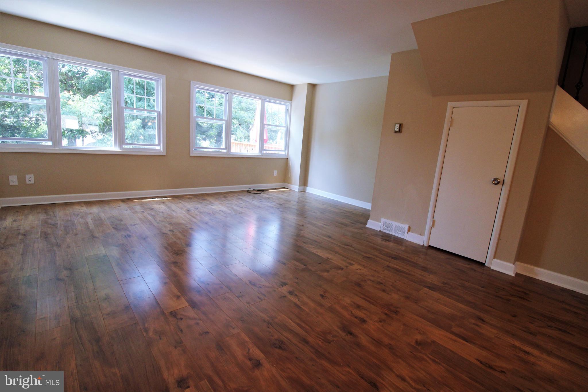 12132 Sweet Briar Road Philadelphia, PA 19154 - Photo 10 of 30 Gallery Image 10