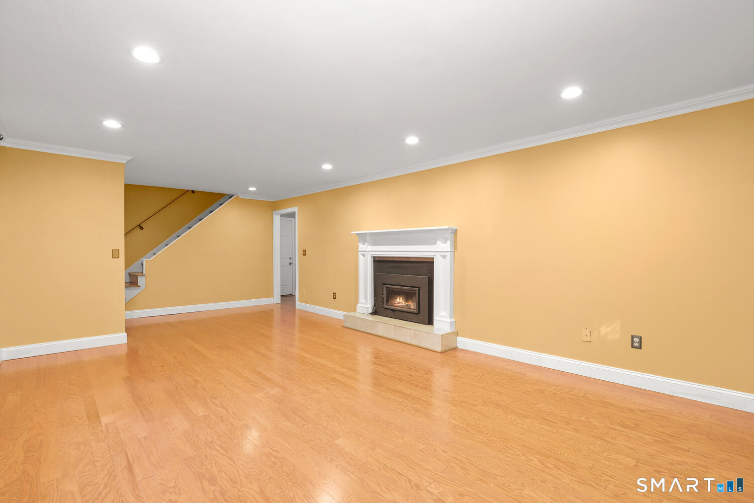 122 Deforest Road Wilton, CT 06897 - Photo 9 of 40