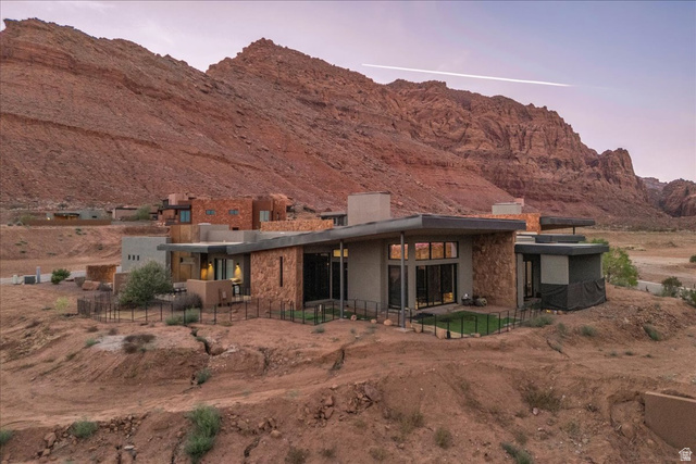 705 Sanctuary Place Ivins, UT 84738 - Photo 5 of 34 Gallery Image 5