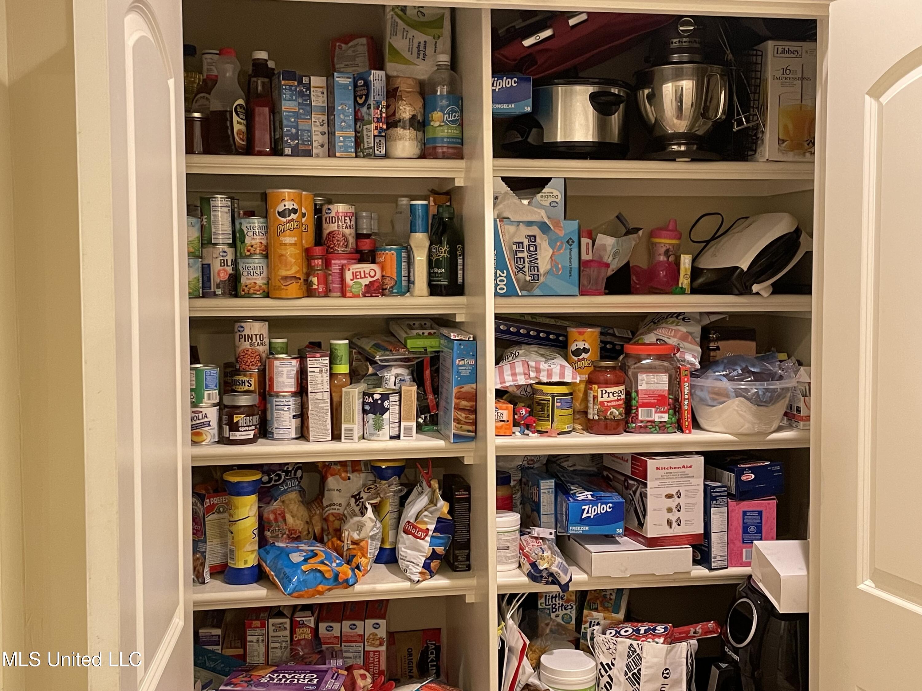 107 Cannon Run Canton, MS 39046 - Photo 12 of 38 IMG_4674