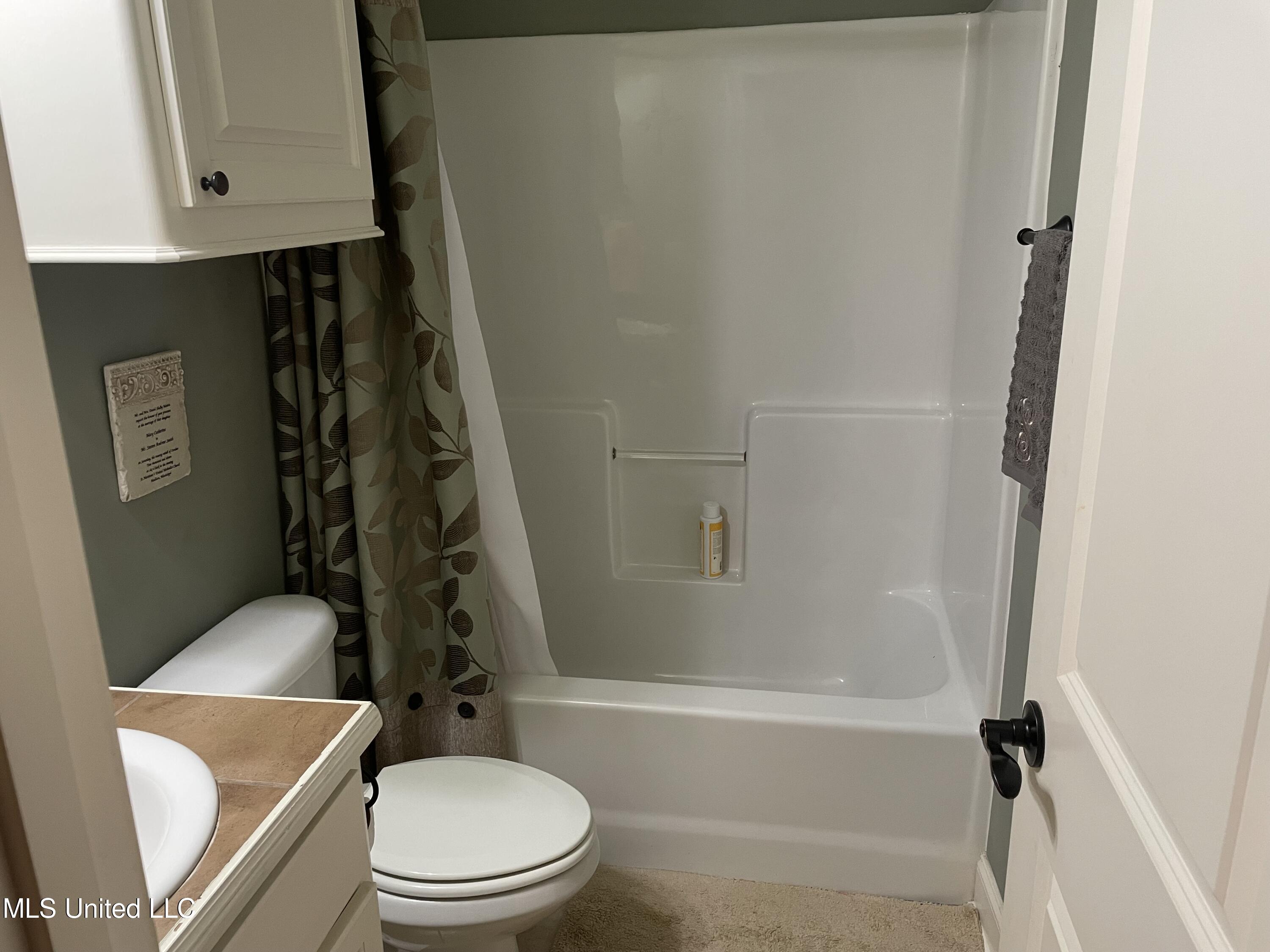 107 Cannon Run Canton, MS 39046 - Photo 33 of 38 IMG_4688