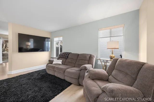 $425,000 | 2828 Bluewater Circle, Naperville, IL 60564