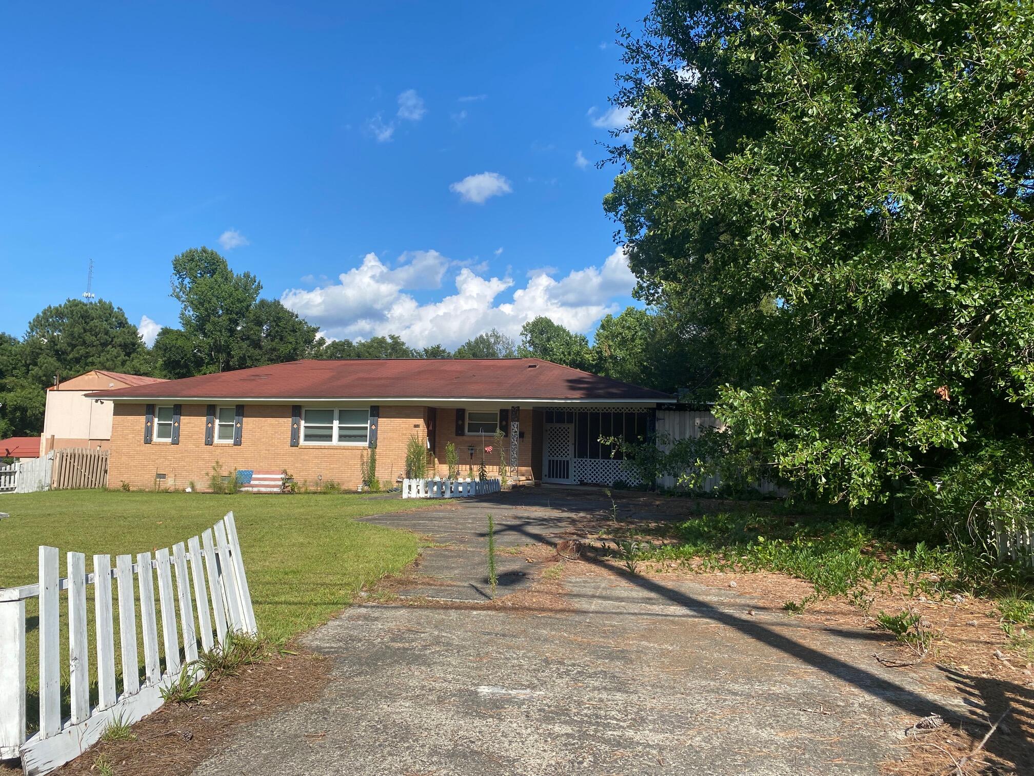 710 North Parler Avenue St. George, SC 29477 - Photo 18 of 18 710 E Parler Drive