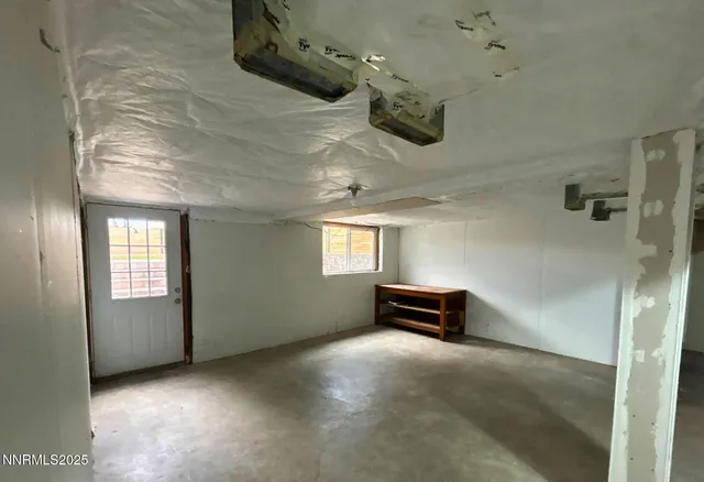 $2,985 | 320 West Plumb Lane, Reno, NV 89509