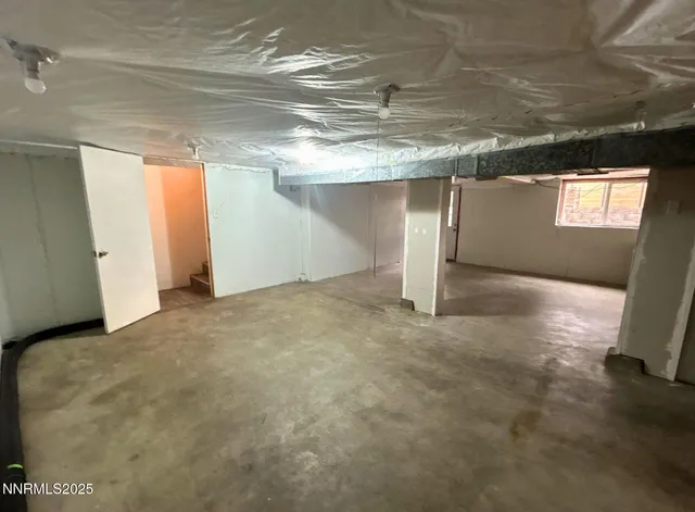 $2,985 | 320 West Plumb Lane, Reno, NV 89509