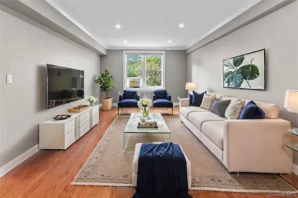 $599,000 | 1133 Midland Avenue, Unit 6F, Bronxville, NY 10708