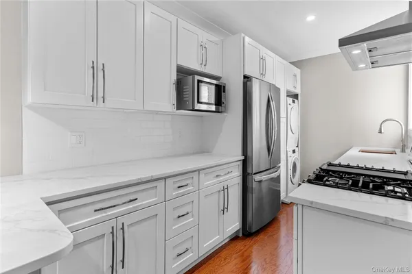 $599,000 | 1133 Midland Avenue, Unit 6F, Bronxville, NY 10708