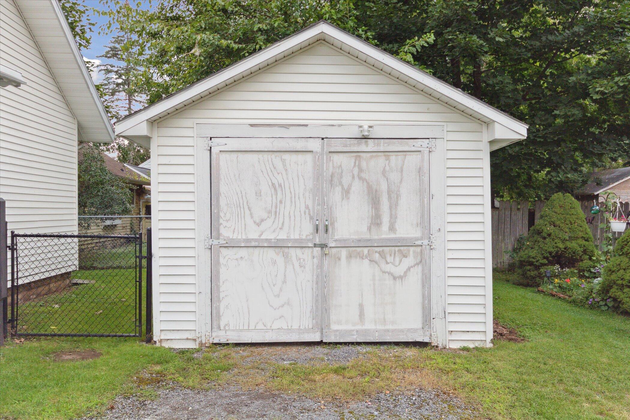 Undisclosed Address Jackson, MI 49203 - Photo 36 of 37 35-238-Wright-St-Jackson-MI-49203-Window