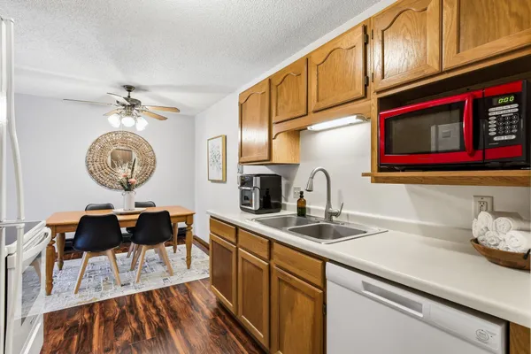 $154,900 | 3130 Cory Lane, Unit 205, Hastings, MN 55033