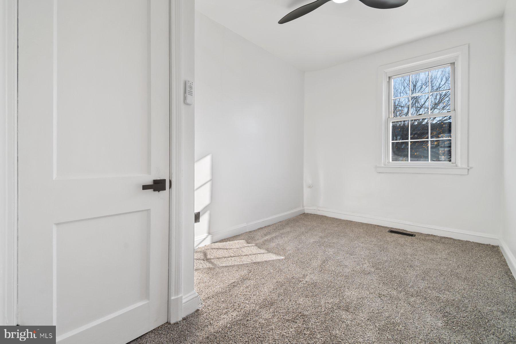 1647 Northwick Road Baltimore, MD 21218 - Photo 18 of 35