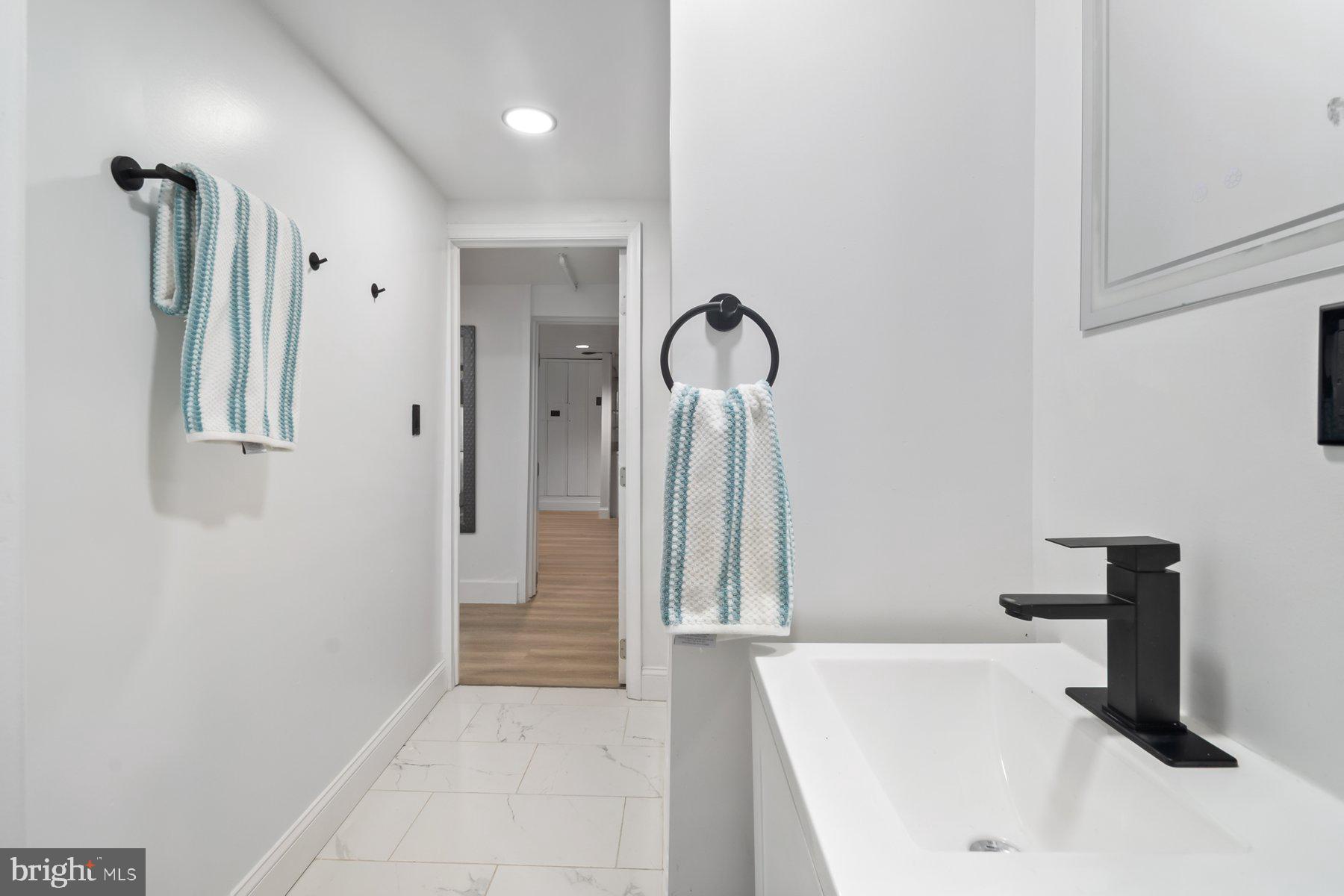 1647 Northwick Road Baltimore, MD 21218 - Photo 28 of 35