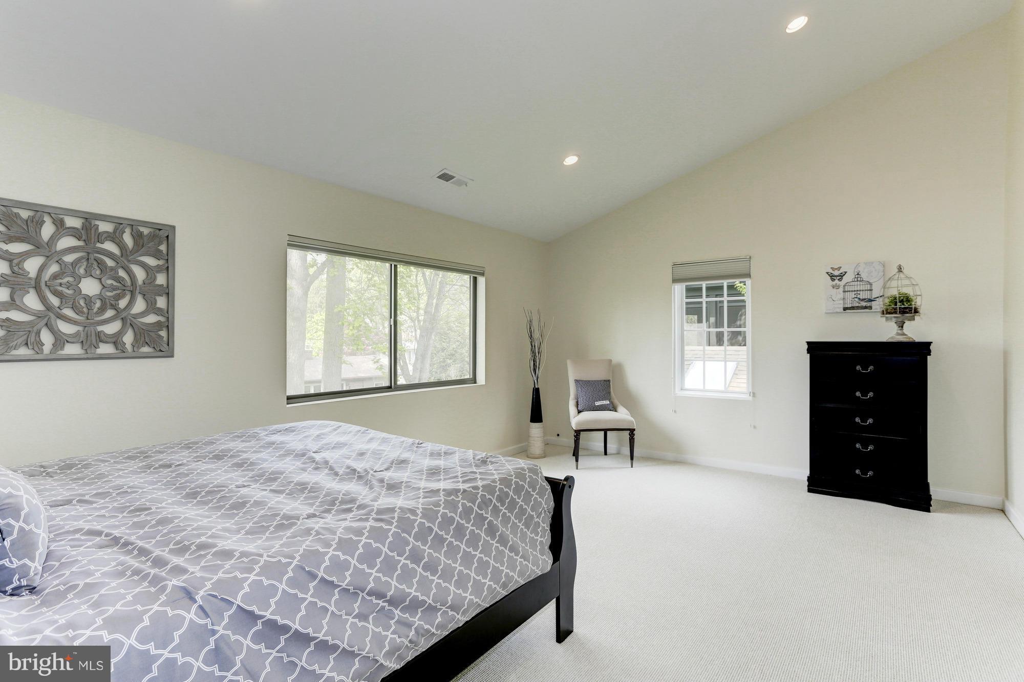 5511 Lambeth Road Bethesda, MD 20814 - Photo 24 of 30 Bedroom (Master)