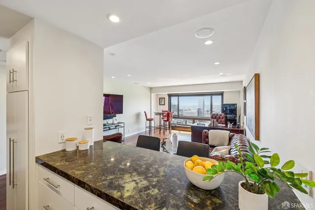 $650,000 | 1177 California Street, Unit 823, San Francisco, CA 94108