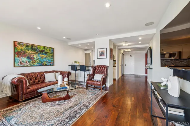 $650,000 | 1177 California Street, Unit 823, San Francisco, CA 94108