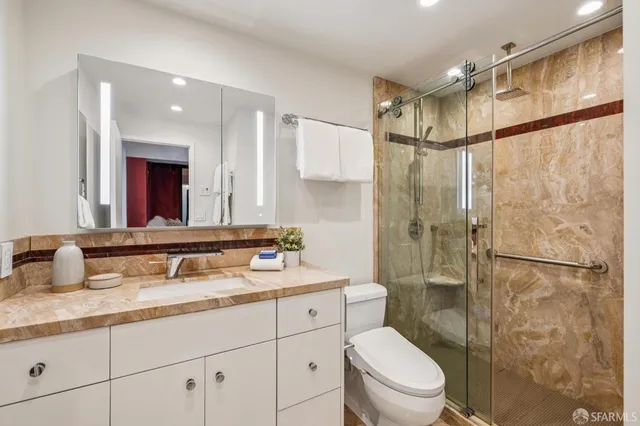 $650,000 | 1177 California Street, Unit 823, San Francisco, CA 94108