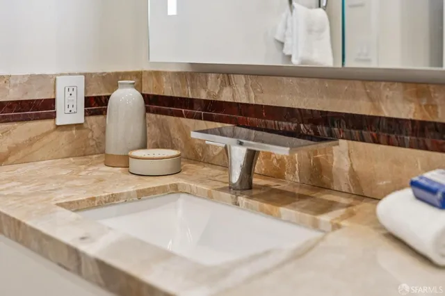 $650,000 | 1177 California Street, Unit 823, San Francisco, CA 94108