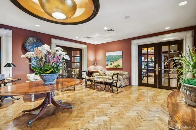 $650,000 | 1177 California Street, Unit 823, San Francisco, CA 94108