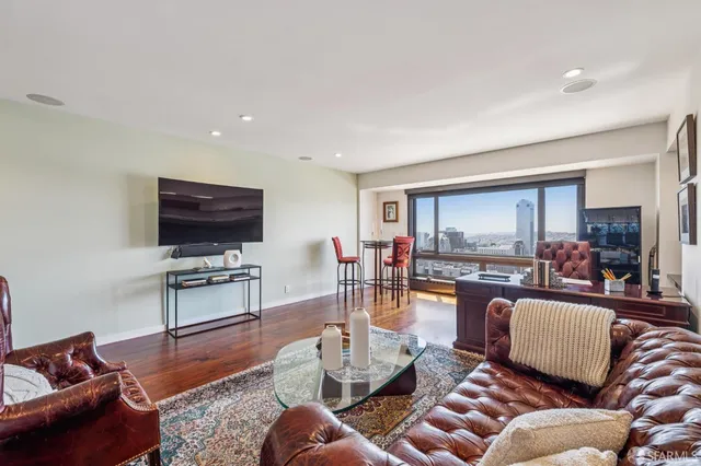 $650,000 | 1177 California Street, Unit 823, San Francisco, CA 94108