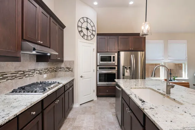 $2,950 | 108 Cimarron Creek, Boerne, TX 78006