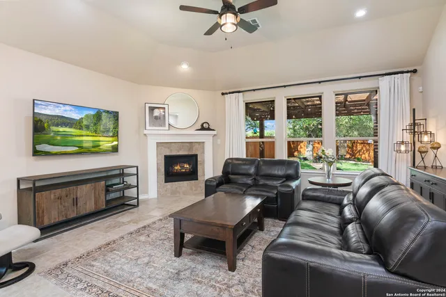 $2,950 | 108 Cimarron Creek, Boerne, TX 78006