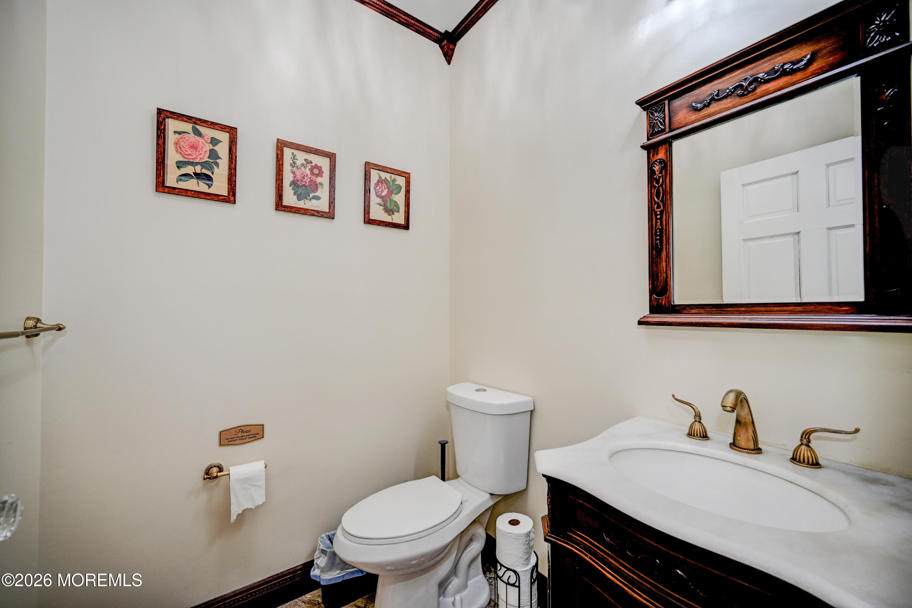 435 Vath Street Jackson, NJ 08527 - Photo 22 of 59 a bathroom with a toilet a sink and mirror