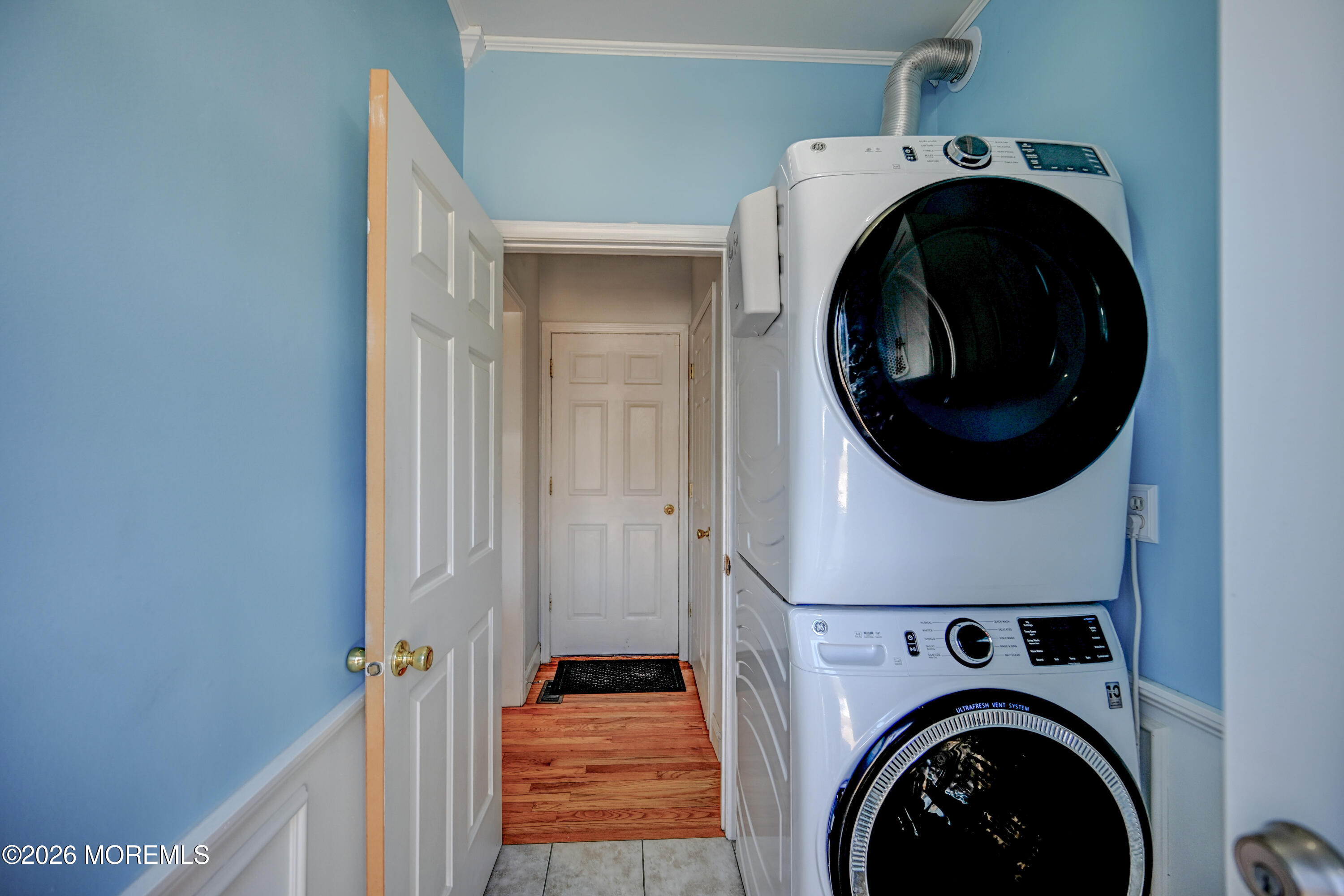 435 Vath Street Jackson, NJ 08527 - Photo 37 of 59 a view of entryway with washer and dryer