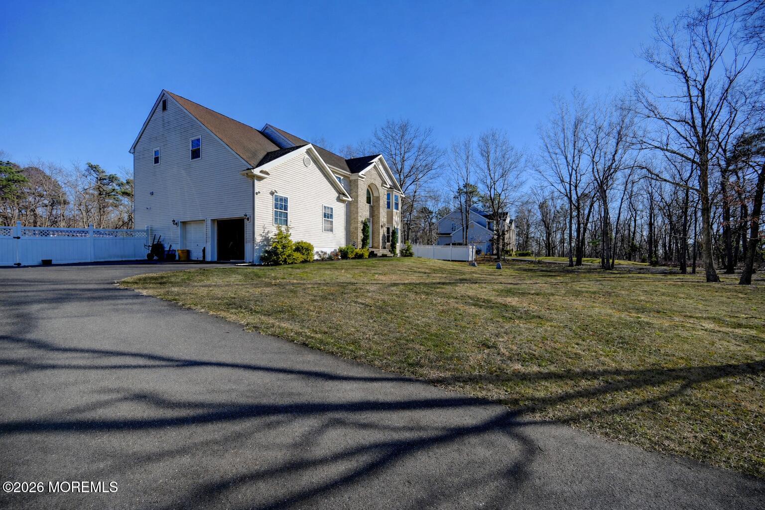 435 Vath Street Jackson, NJ 08527 - Photo 54 of 54 a front view of house with yard