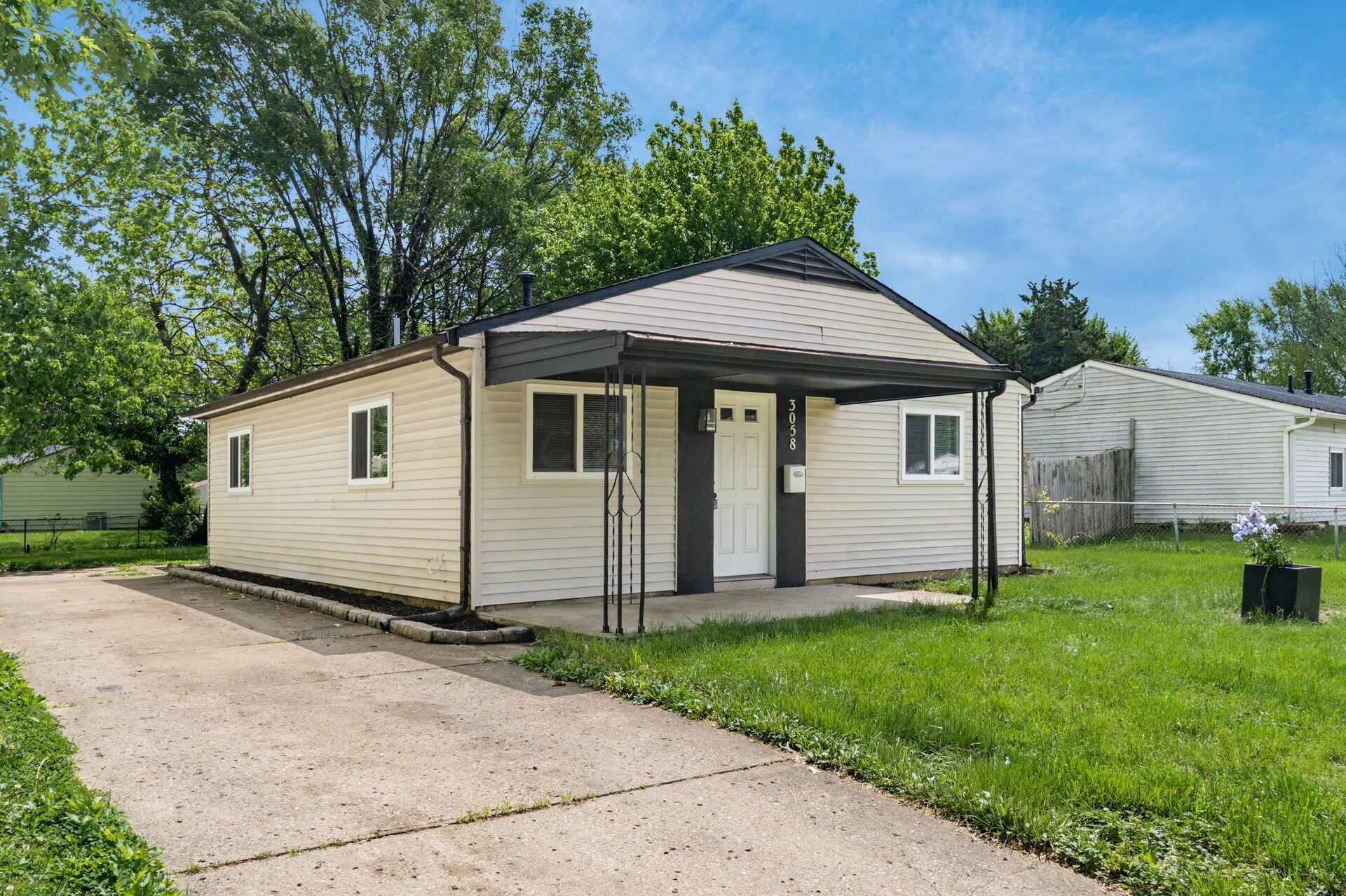 3058 Nuway Road Columbus, OH 43207 - Photo 2 of 25