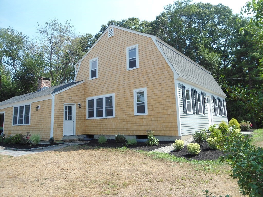 272 Old Oaken Bucket Road Scituate, MA 02066 - Photo 1 of 25 Gallery Image 1