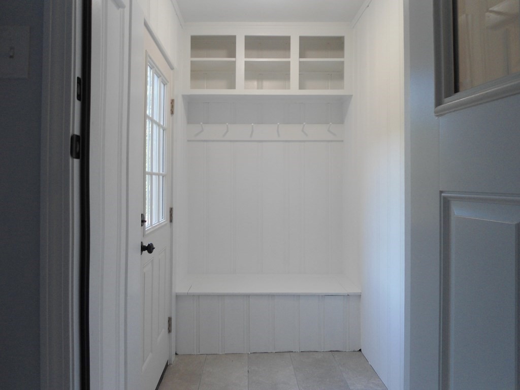 272 Old Oaken Bucket Road Scituate, MA 02066 - Photo 12 of 25 Gallery Image 12