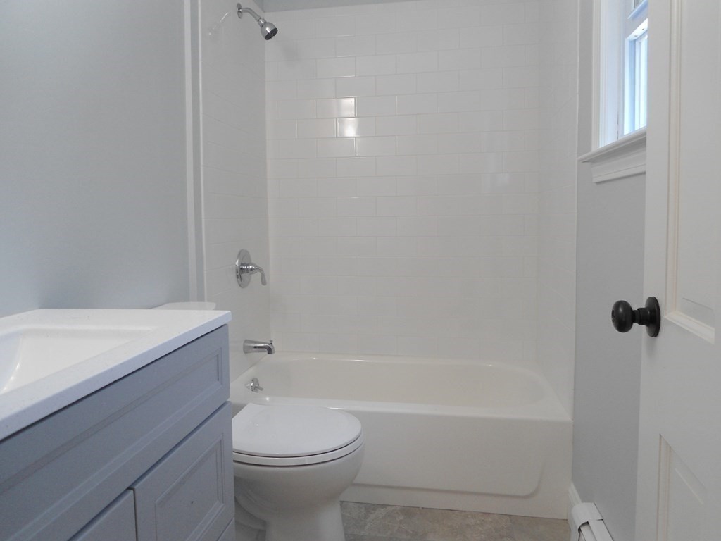 272 Old Oaken Bucket Road Scituate, MA 02066 - Photo 18 of 25 Gallery Image 18