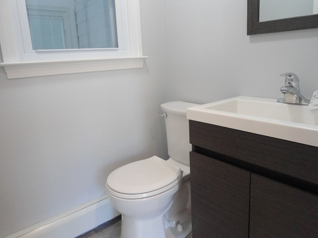 272 Old Oaken Bucket Road Scituate, MA 02066 - Photo 21 of 25 Gallery Image 21