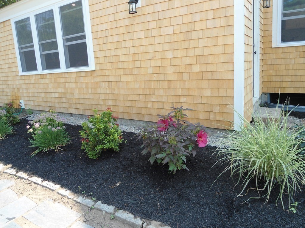 272 Old Oaken Bucket Road Scituate, MA 02066 - Photo 23 of 25 Gallery Image 23