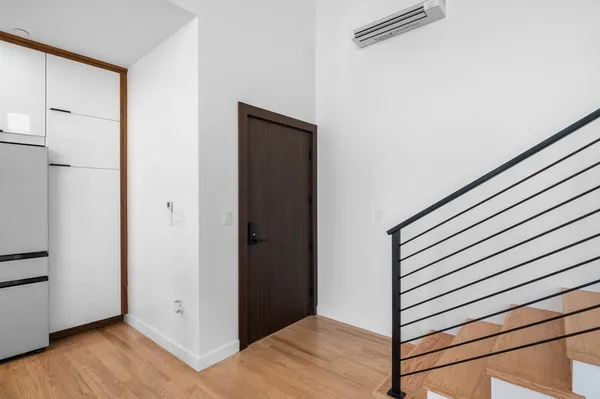 $889,000 | 11 Boynton Street, Unit 201, Swampscott, MA 01907