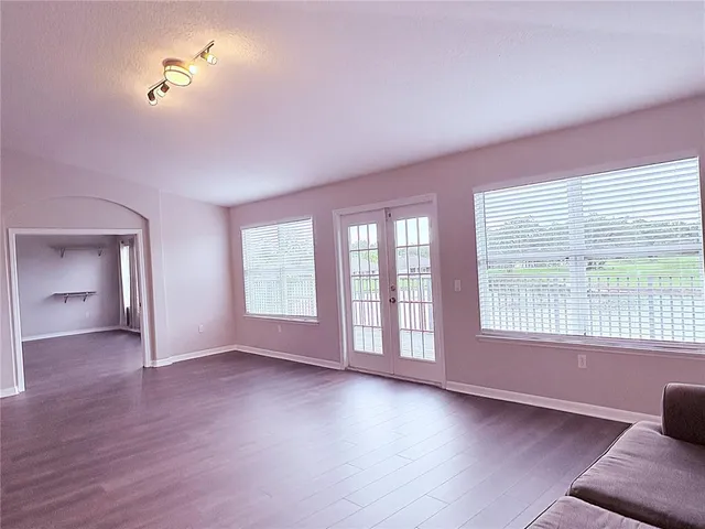 $3,600 | 1976 The Oaks Boulevard, Kissimmee, FL 34746