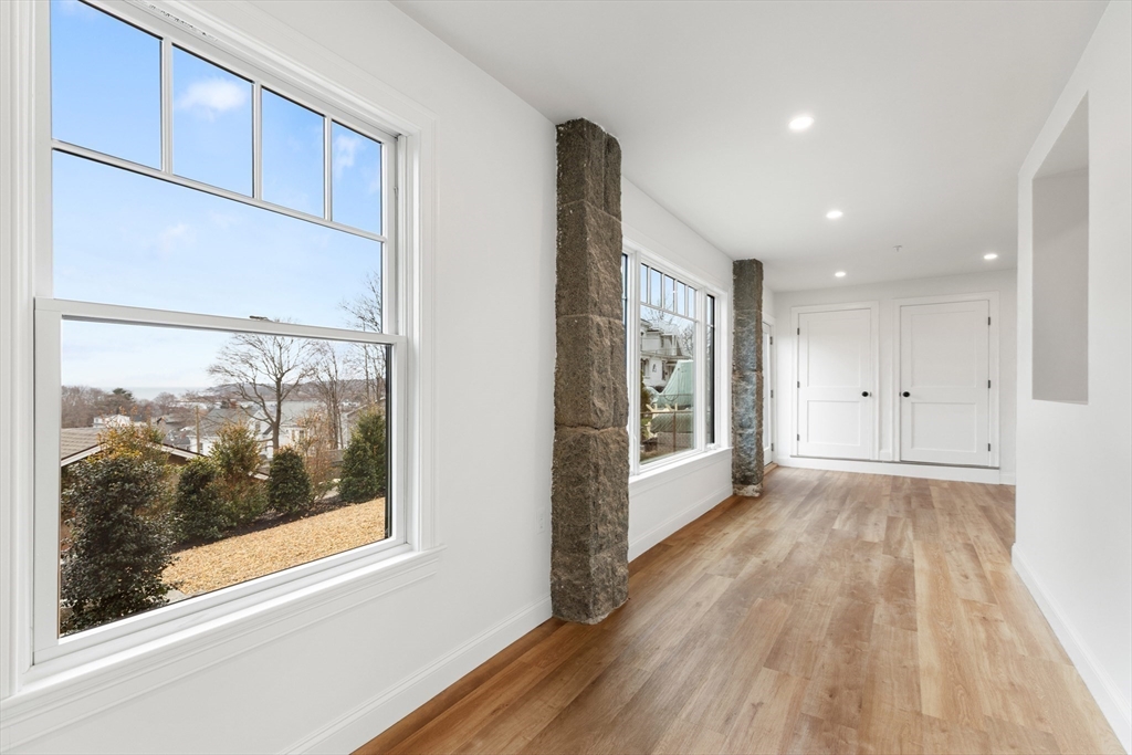 32 Beacon Street, Unit 4 Gloucester, MA 01930 - Photo 18 of 30