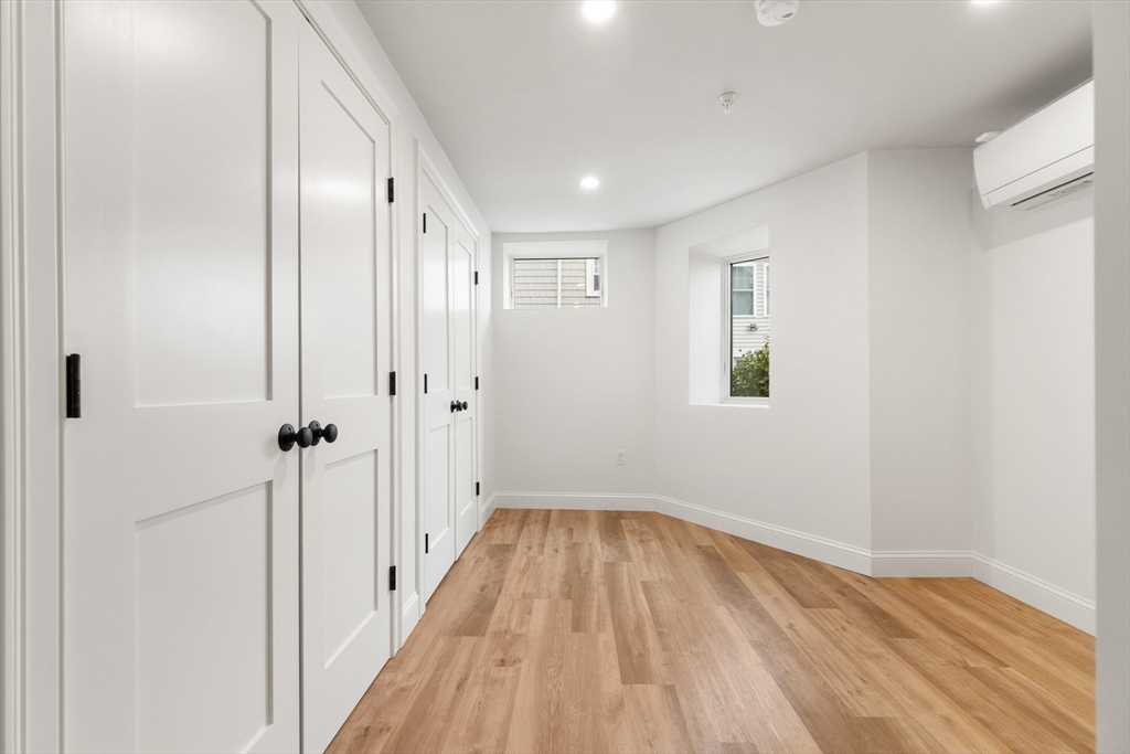 32 Beacon Street, Unit 4 Gloucester, MA 01930 - Photo 24 of 30