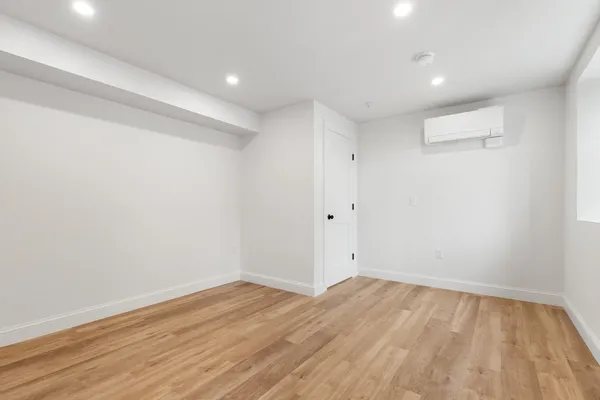 $3,100 | 32 Beacon Street, Unit 4, Gloucester, MA 01930