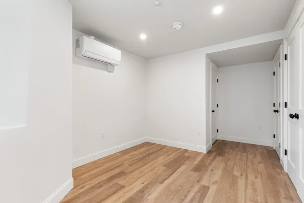 $3,100 | 32 Beacon Street, Unit 4, Gloucester, MA 01930