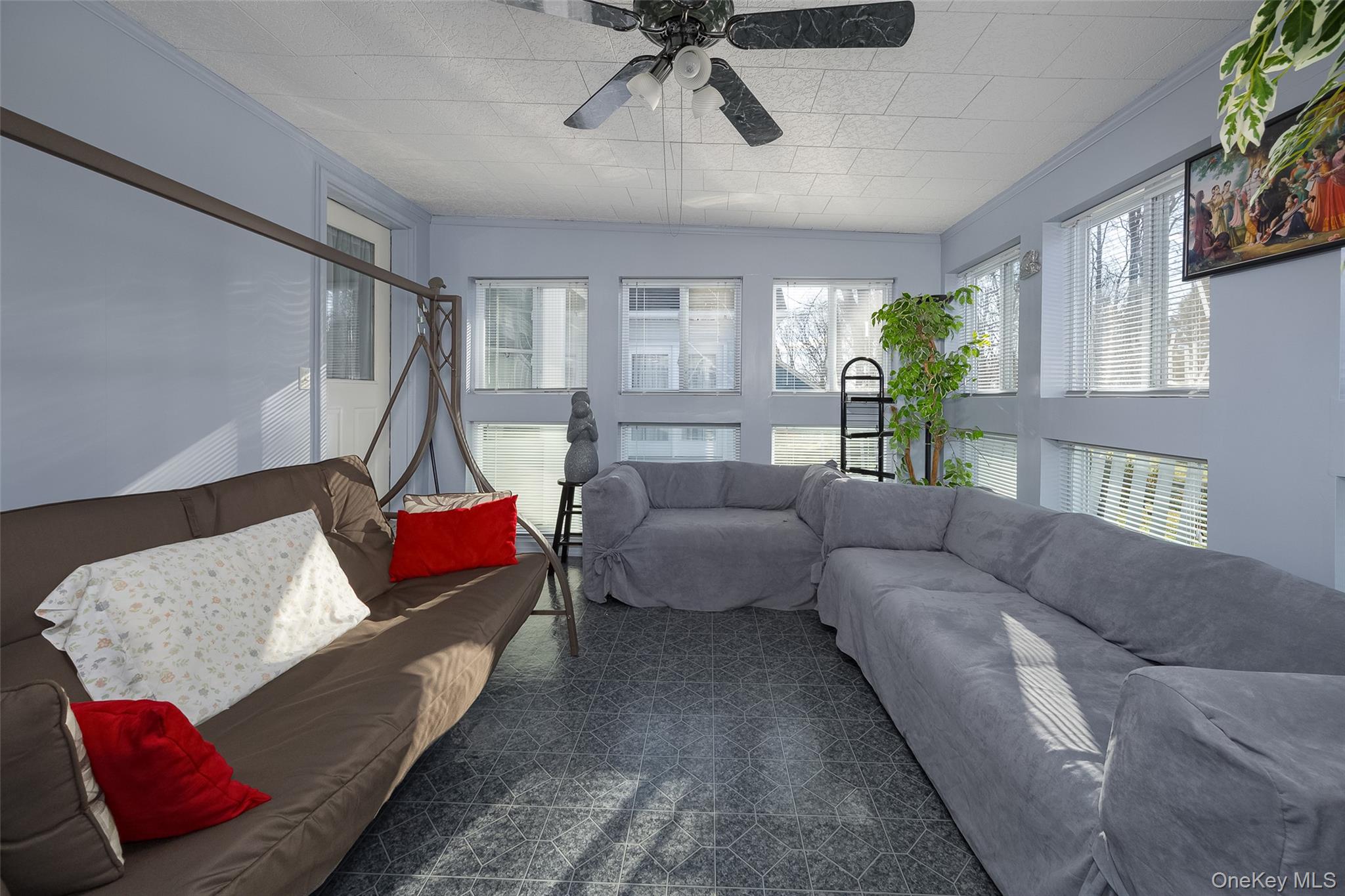 8 Toms Way Poughkeepsie, NY 12603 - Photo 16 of 31