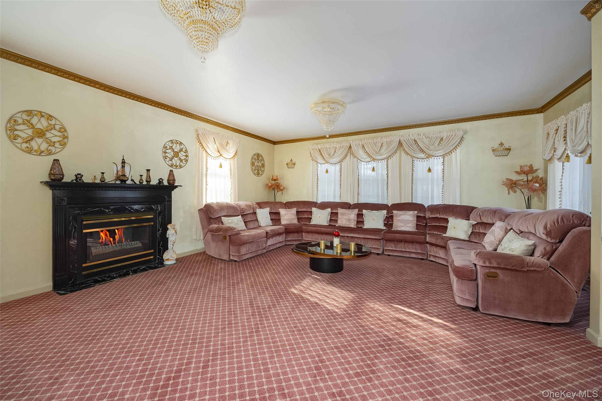 8 Toms Way Poughkeepsie, NY 12603 - Photo 10 of 31