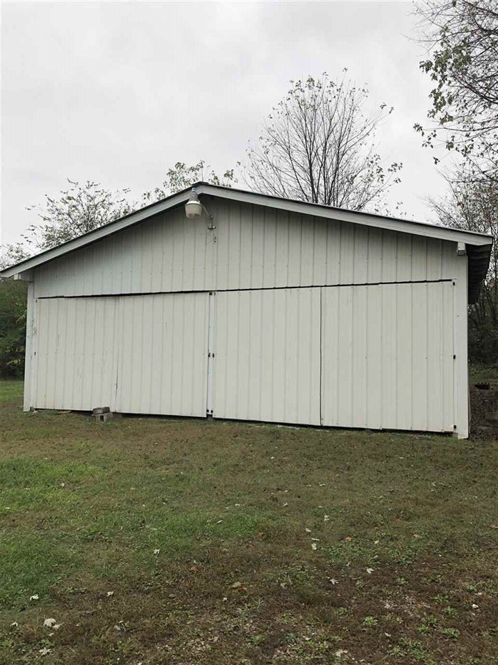 2211 Fairview Boiling Springs Road Bowling Green, KY 42101 - Photo 3 of 3 Gallery Image 3