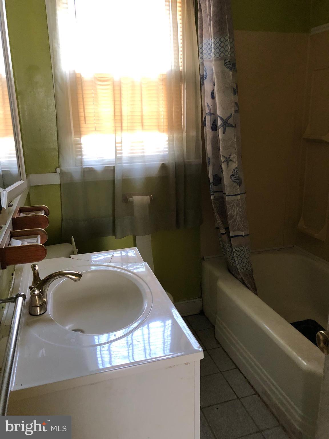 2705 Terrapin Road Silver Spring, MD 20906 - Photo 11 of 12 Full Bath
